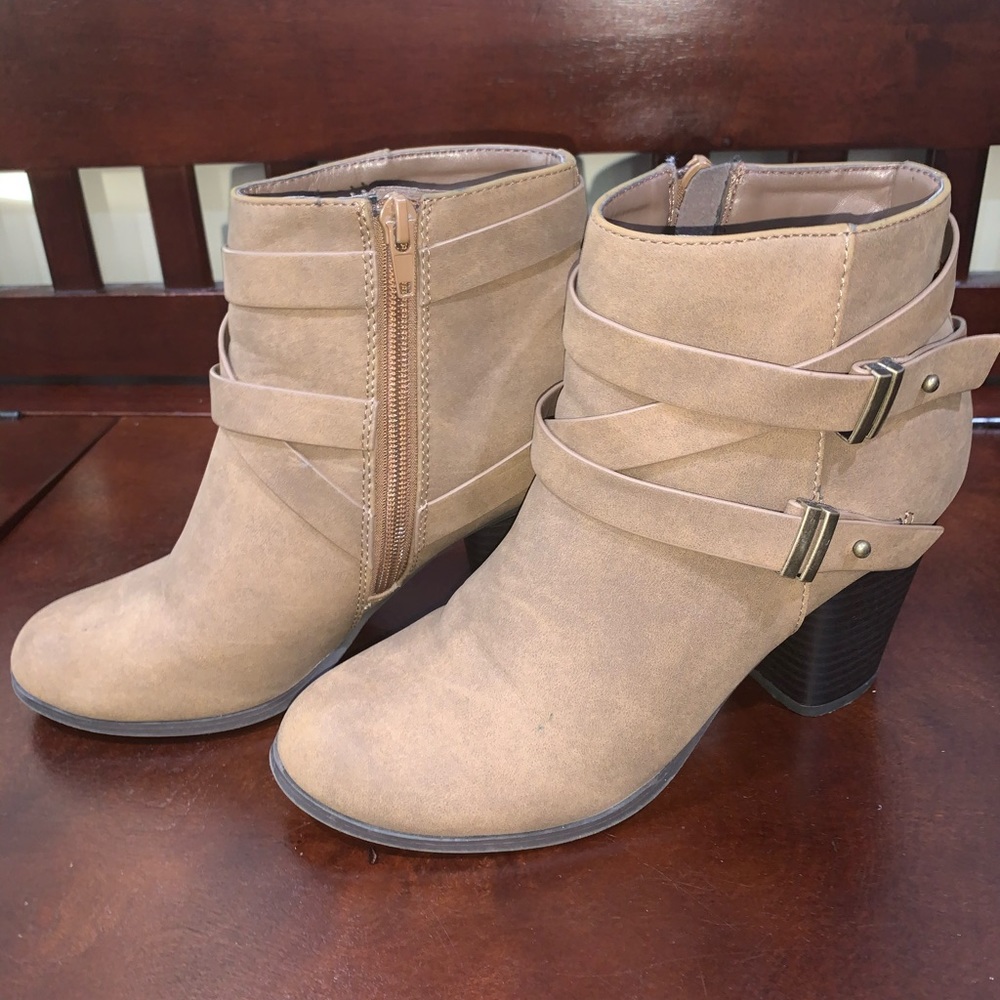 Ankle boots